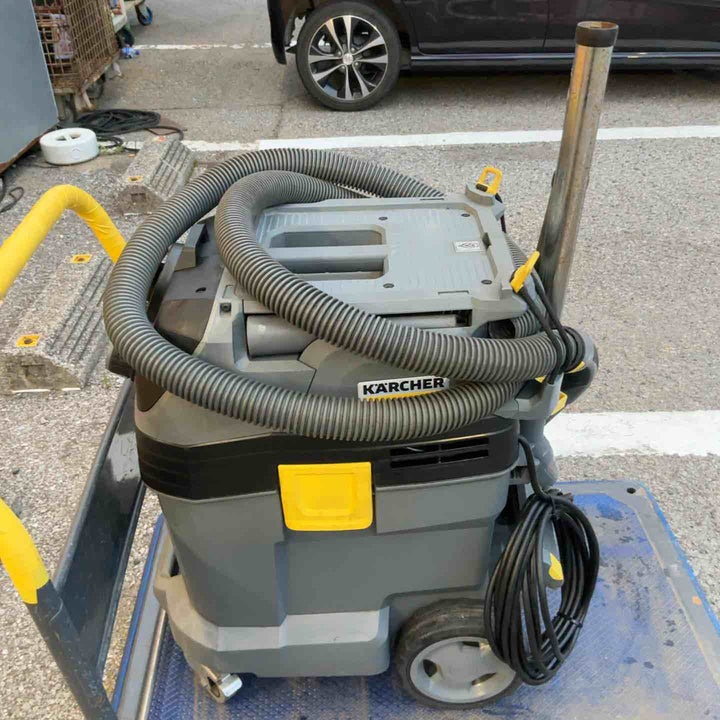 【店頭受取り限定】ケルヒャー(KARCHER) 業務用 乾湿両用バキュームクリーナー NT 30/1 Tact 帯電防止(1.148-208.0) ※型式恐らく【草加店】