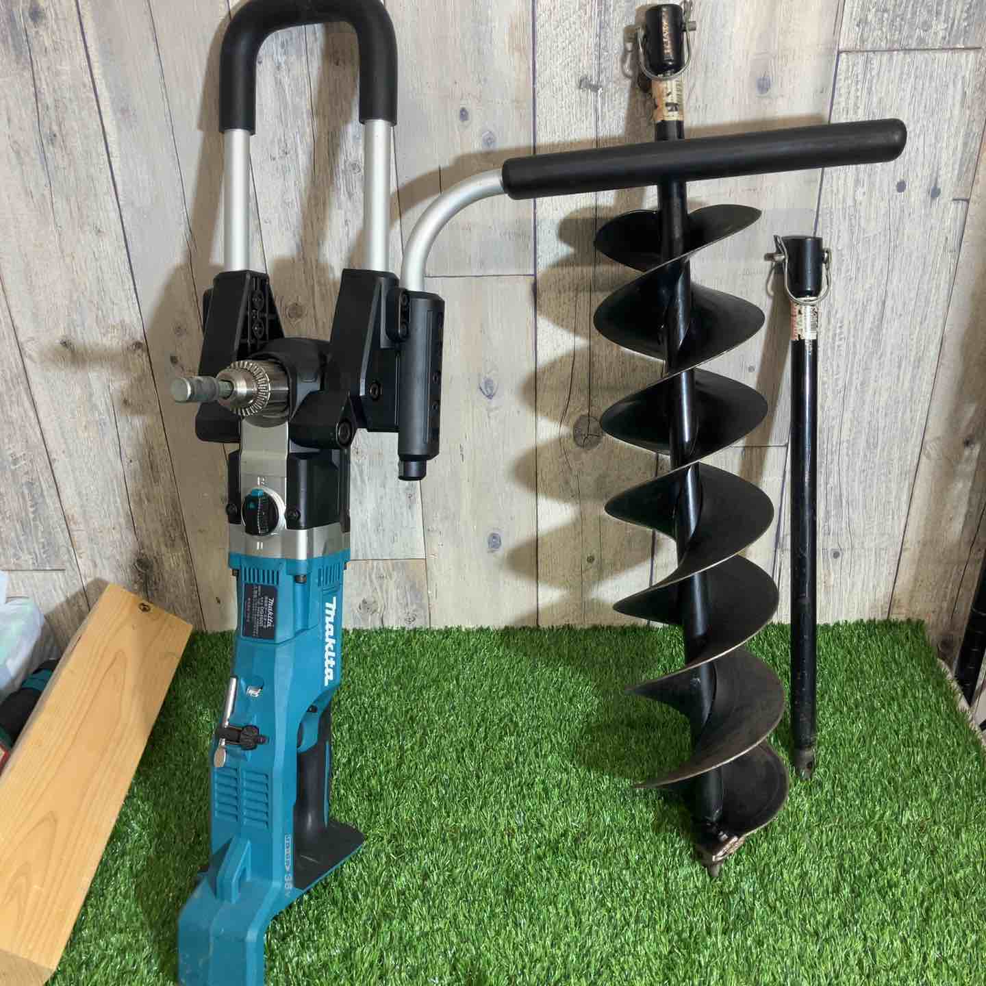 ◇マキタ(makita) 180mmディスクグラインダー 9047L【町田店