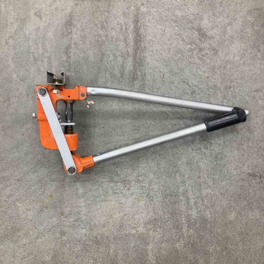 ◇ネグロス電工(NEGUROSU) パンチャ MAK-D チャンネル穴あけ工具 MAKD ダクター【川崎店】