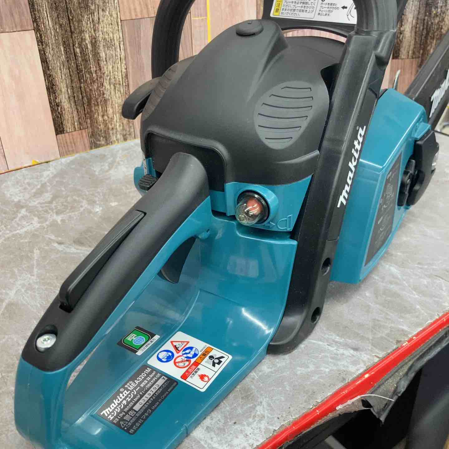 未使用 新品 マキタ 350mmエンジンチェンソー MEA3201M(D3726asnxY) マキタ（makita） 【販売終了】チェーンソー エンジン チェンソー