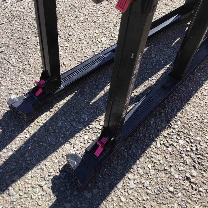 【現状品 / 店頭受取り限定】 長谷川工業/Hasegawa 伸縮専用脚立 脚軽伸縮ブラック 4段 RZSB-12 (RZSB12) 【鴻巣店】