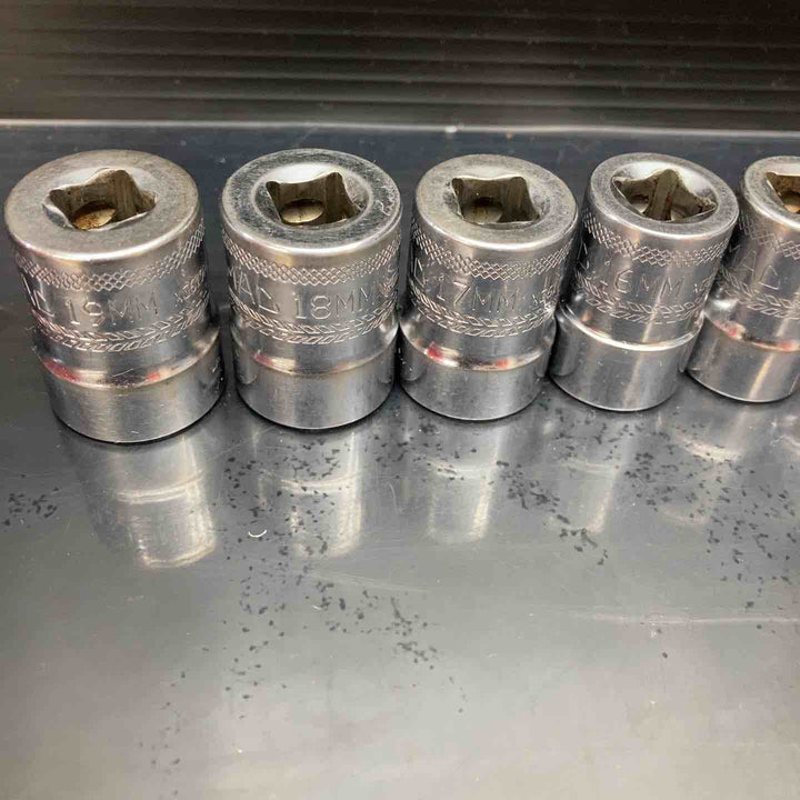 ▲マックツール(MACTOOLS)ソケットセット14点 XG68MM XG69MM XG610MM XG611MM XG612MM XG613MM XG614MM XG615MM XG616MM XG617MM XG618MM XG619MM【川越店】