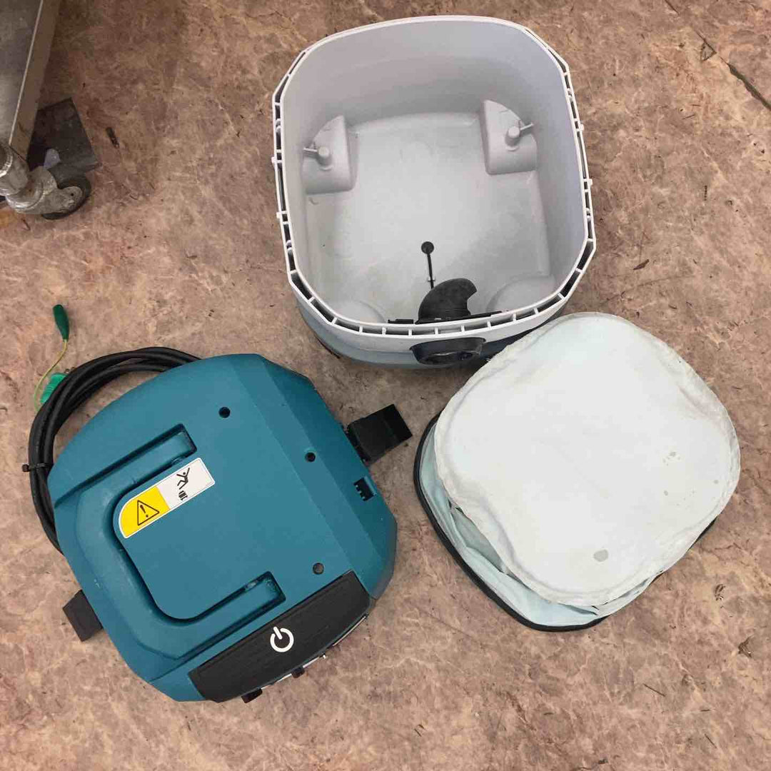 ★マキタ(makita) 集じん機 乾式 VC0830 連動機能【所沢店】