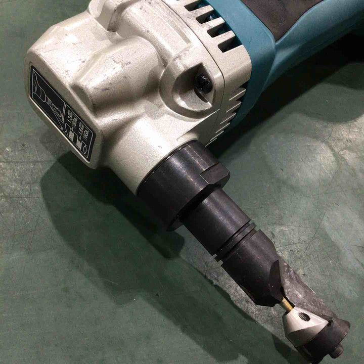 ☆マキタ(makita) コードレスニブラ JN161DZ【川口店】