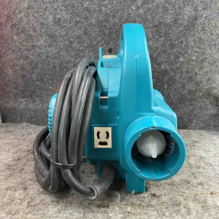 ★マキタ(makita) 小型集じん機 乾式 450(P)【鴻巣店】