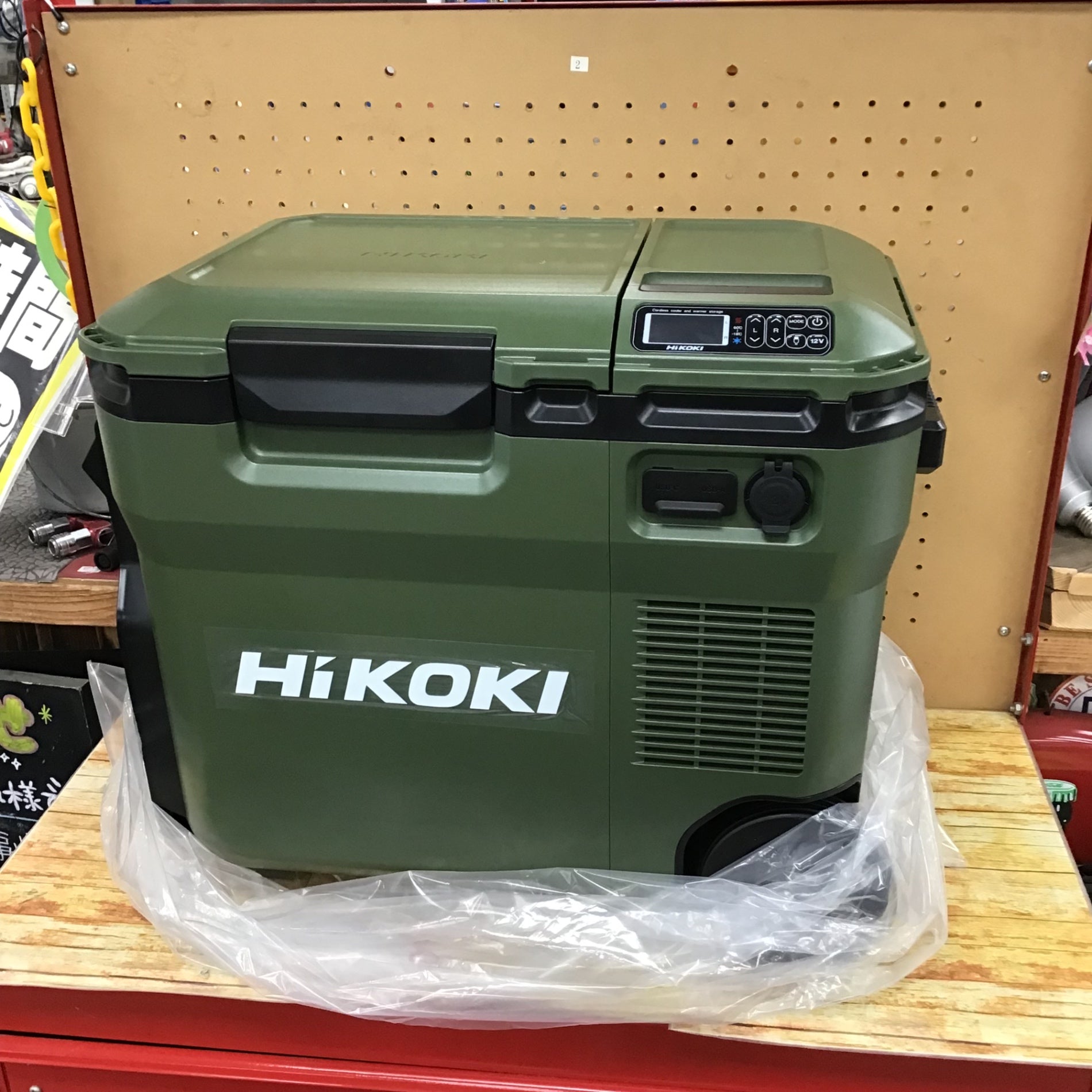 HiKOKI ハイコーキ18V-14.4V コードレス冷温庫 UL18DC （WMGZ）【川崎店】 – アクトツールオンラインショップ