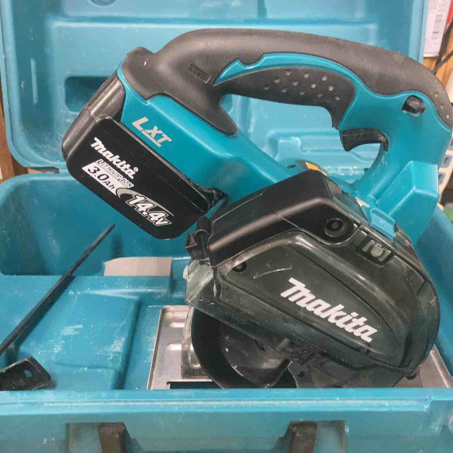 ☆マキタ(makita) コードレスチップソーカッタ CS540DZ【町田店