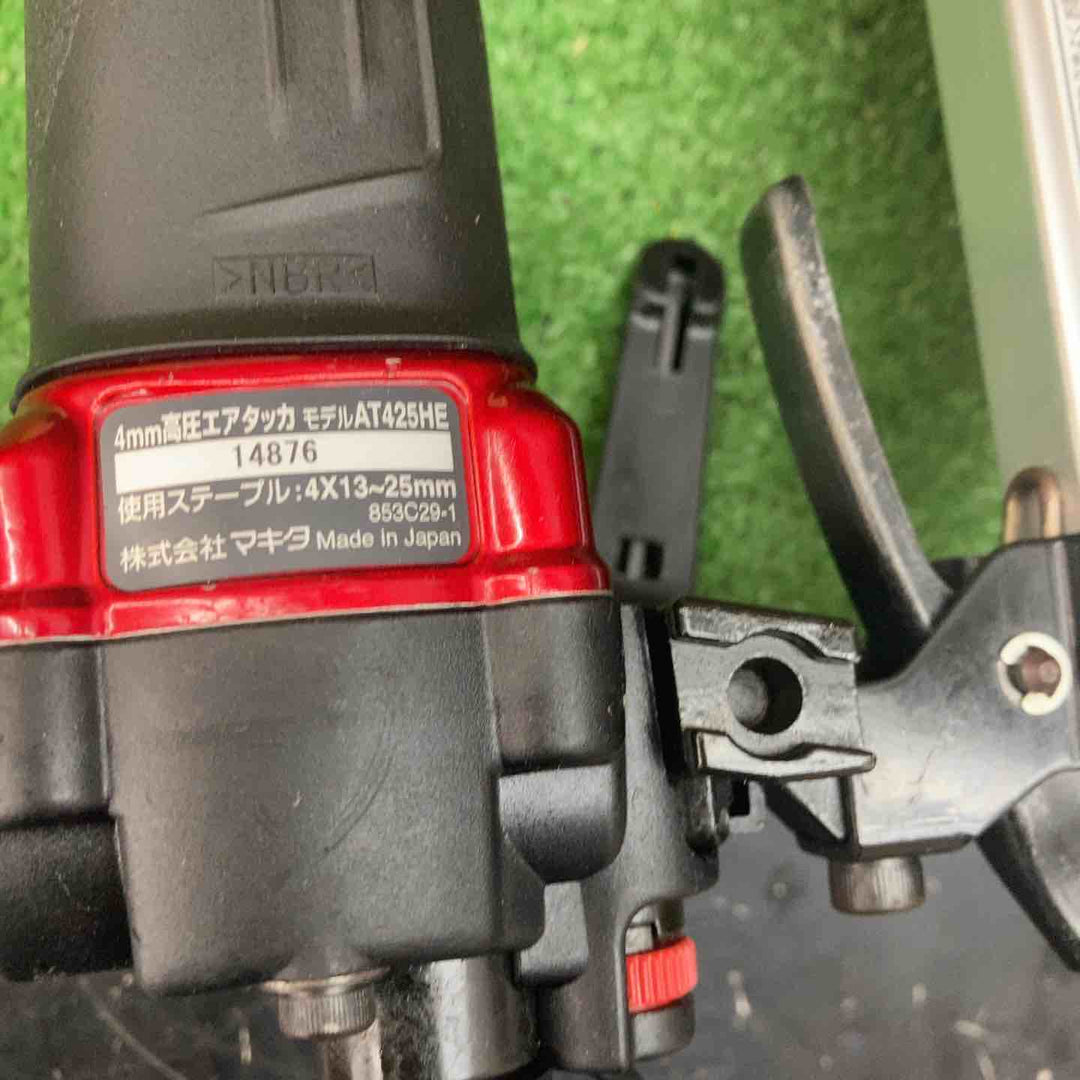 マキタ(makita) 高圧エアタッカ AT425HE 使用ステープル(mm)長さ	13・16・19・22・25 【川越店】