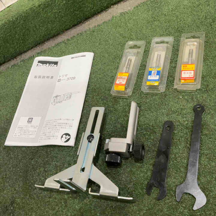 ☆マキタ(makita) 6mmトリマ 3709 動作確認済【川口店】