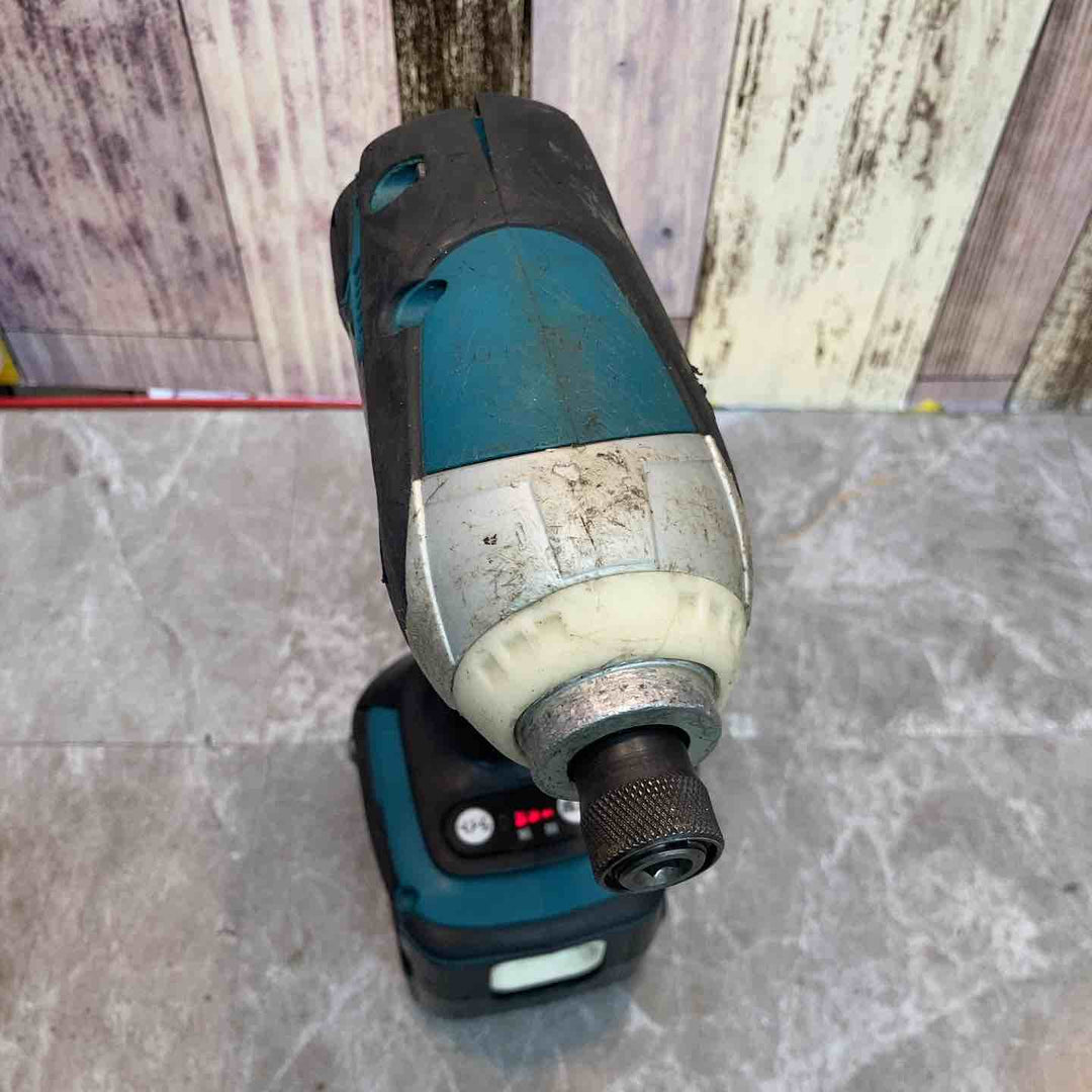 【中古品】マキタ makita 14.4V3.0Ah コードレスインパクトドライバー TD132DRFX 付属充電器DC18RC【八潮店】
