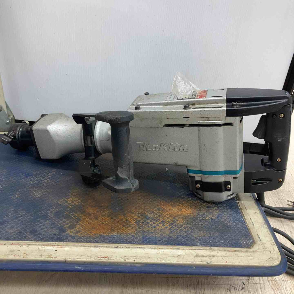 マキタ HM1500 電動ハンマ コード式【市川行徳店】【店頭取引限定】【中古】管理番号：IT50TY72MZTC 店頭受取り限定】マキタ(makita) 電動ハンマ HM1500 チゼル、ブル