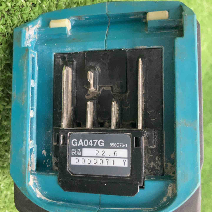 ★マキタ(makita) 125mmコードレスディスクグラインダー GA047GRMX【川崎店】