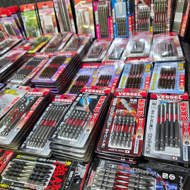 【未使用・大特価まとめ売り！】ビット5本入り 200パックまとめ売り 六角軸6.35mm インパクトドライバー用 メーカー・サイズ混合 計1000本【桶川店】