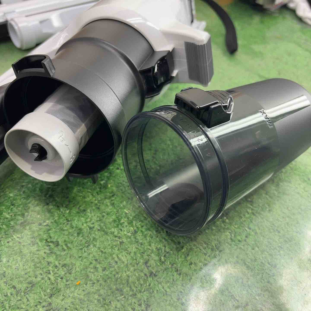 ★マキタ(makita) コードレスクリーナー CL004GZW(本体のみ)【町田店】