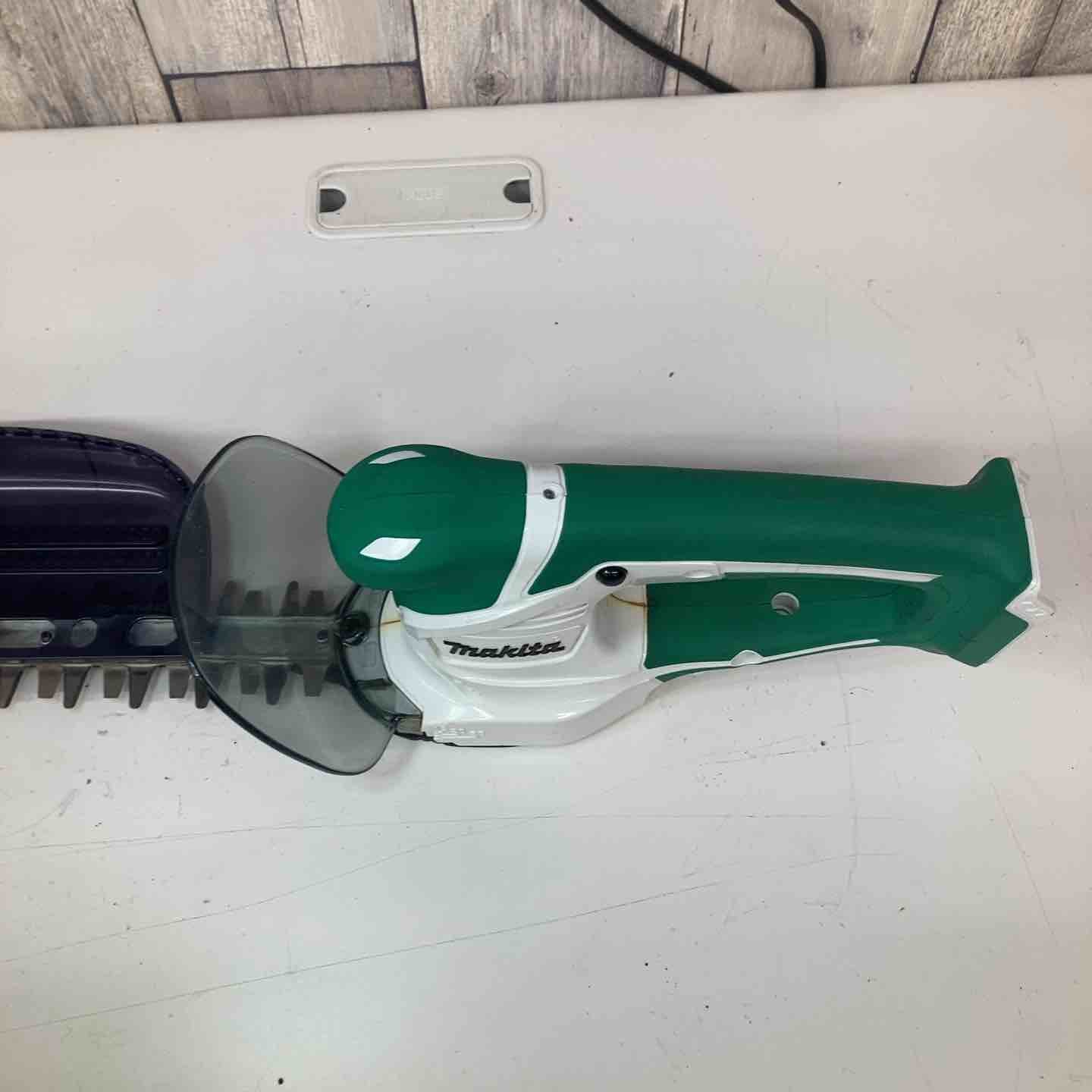 ☆マキタ(makita) コードレスミニ生垣バリカン MUH264DSH【戸田店