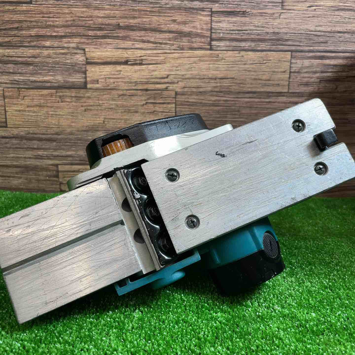 マキタ(makita) コードレスカンナ KP180DZ【桶川店】