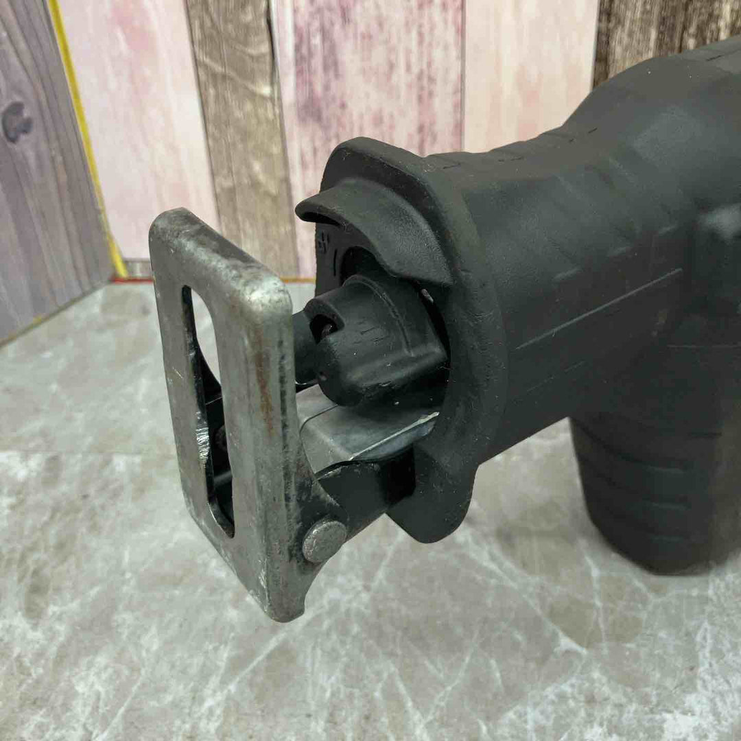 ★マキタ(makita) コードレスレシプロソー JR188DZK【八潮店】