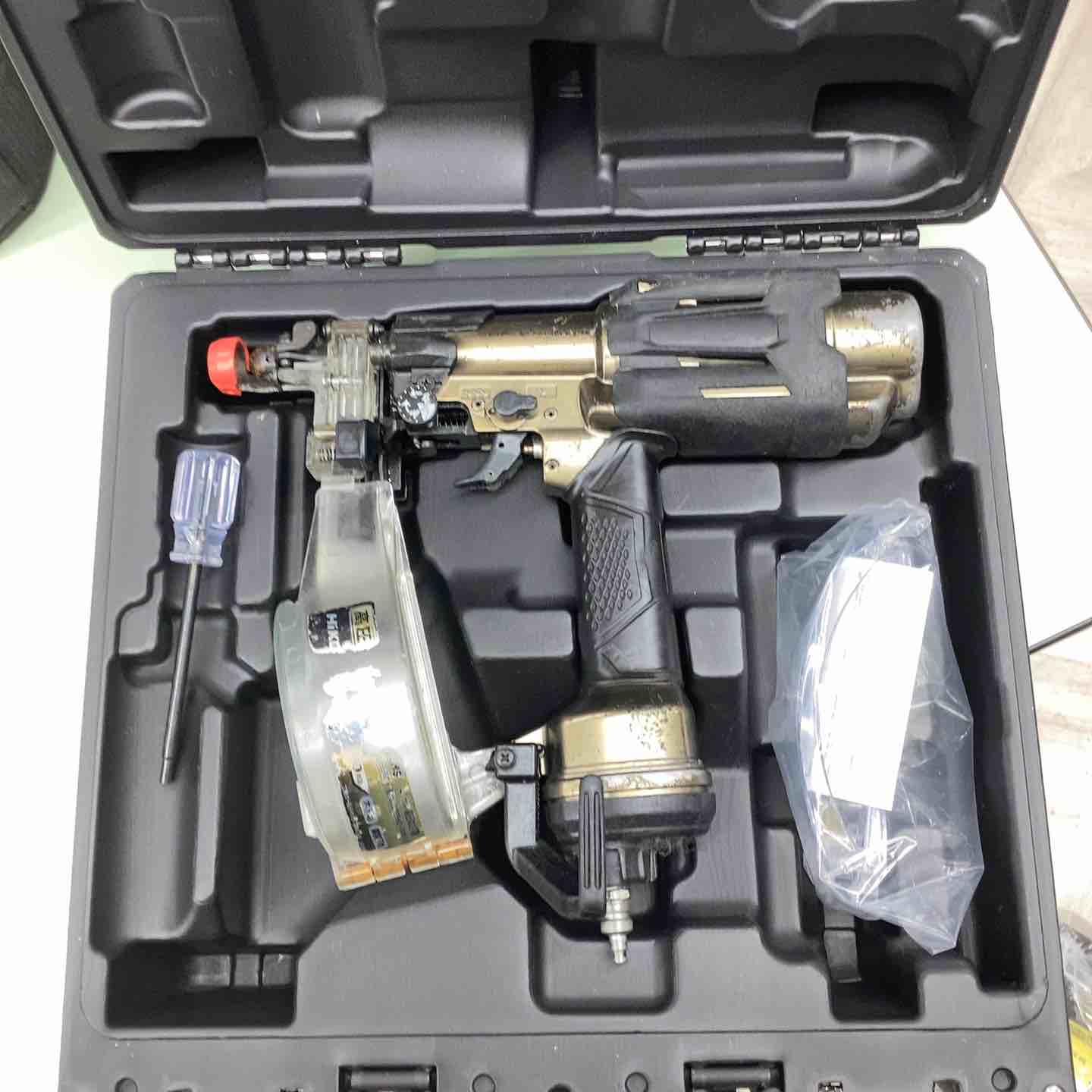 ☆ハイコーキ(HIKOKI ※旧:日立工機) 高圧エアネジ打ち機 WF4HS【越谷店