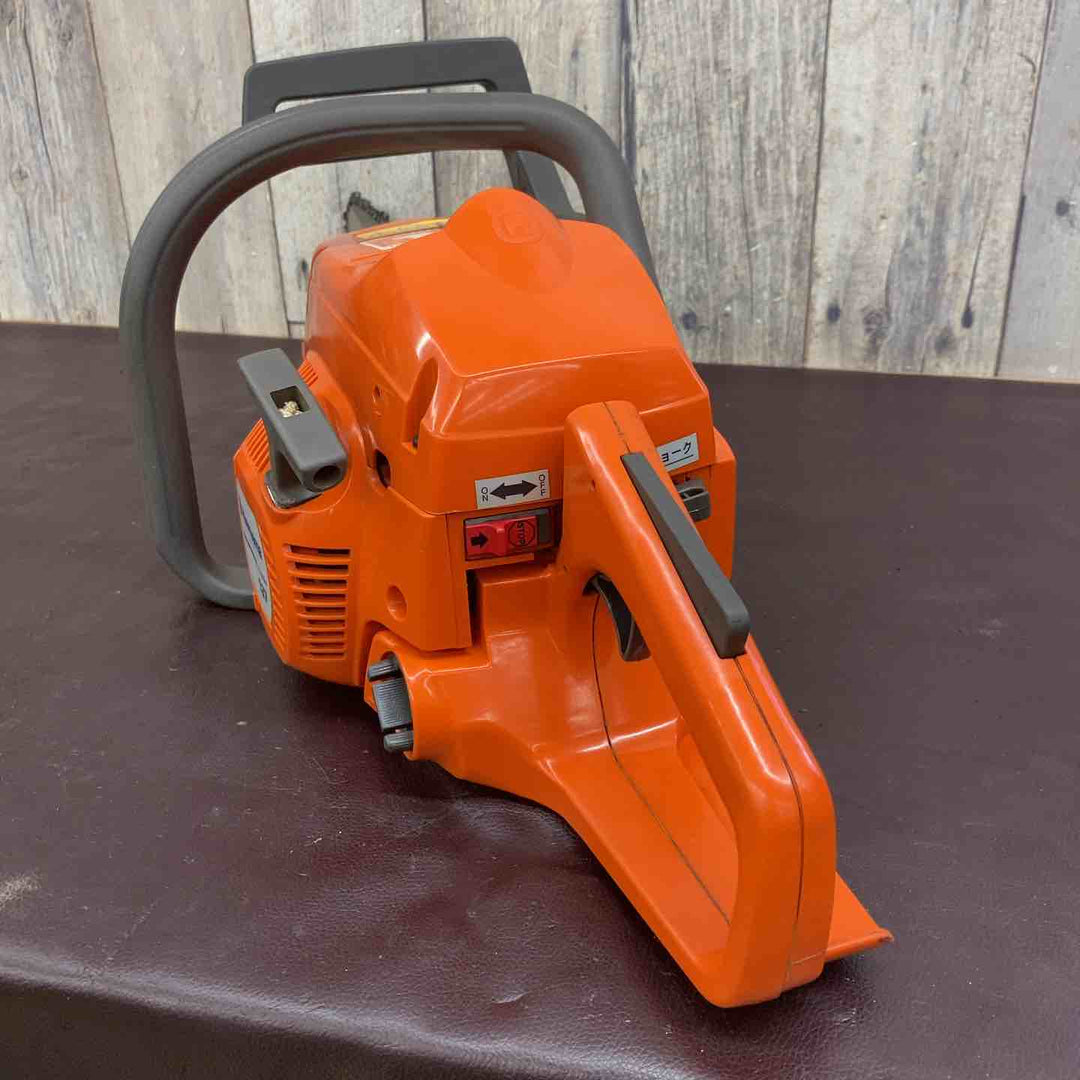 【中古品】Husqvarna(ハスクバーナ) エンジンチェンソー 137型【東大和店】