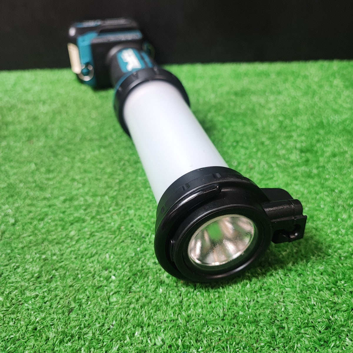 〇マキタ(makita) コードレスLEDワークライト ML104【岩槻店