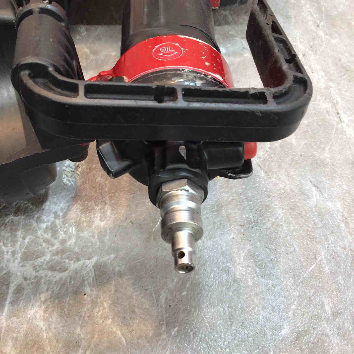 ☆マキタ(makita) 高圧エア釘打ち機 AN933H【八潮店】 – アクトツール