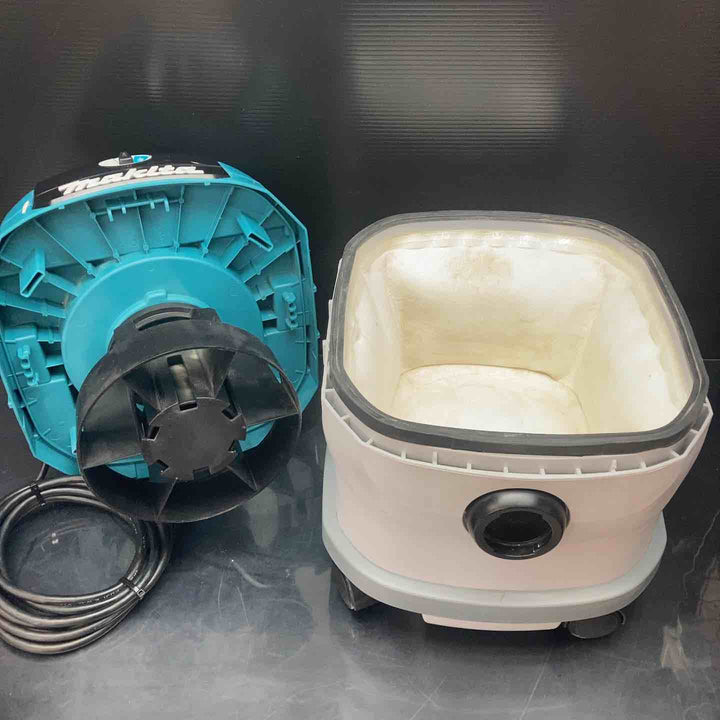★マキタ(makita) 集じん機 乾湿両用 VC1500【川越店】