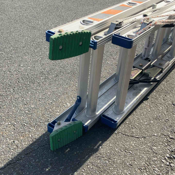 【中古品／店頭受取り限定】アルインコ　TRN-83G　3連はしご【八潮店】