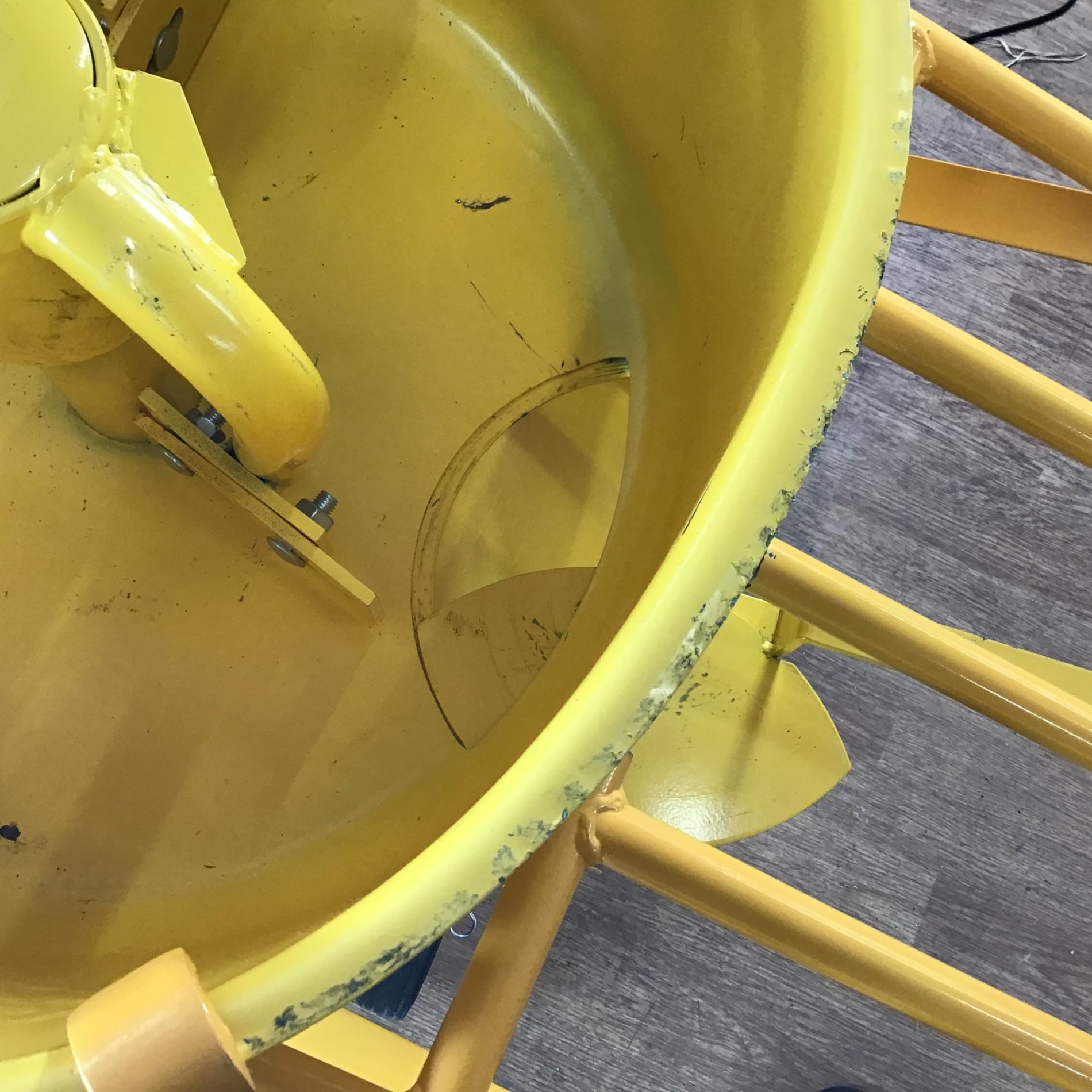 中古品／店頭受取り限定】モルタルミキサー コンクリートミキサー