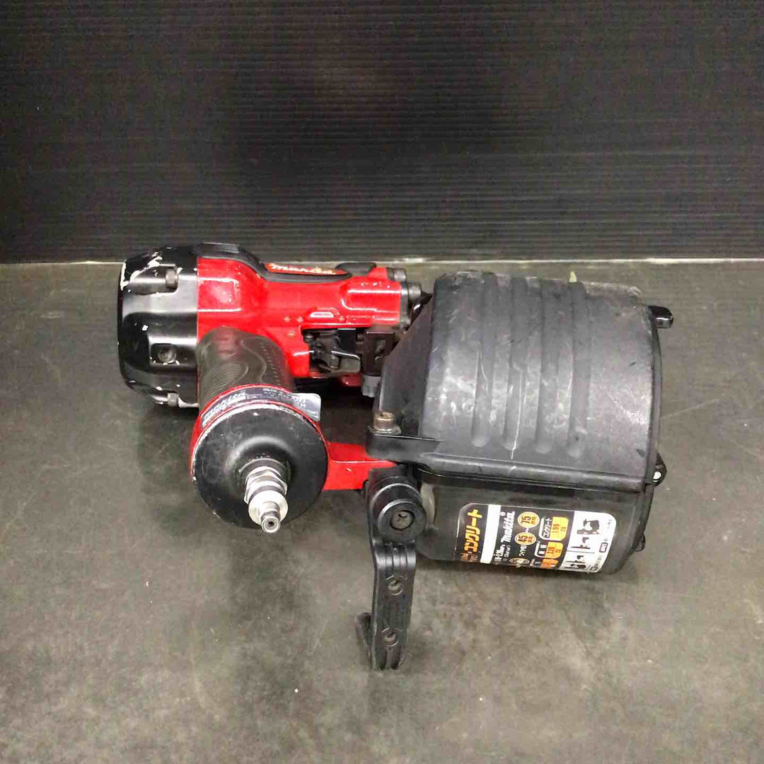 ★マキタ(makita) 高圧エア釘打ち機 AN711H【戸田店】