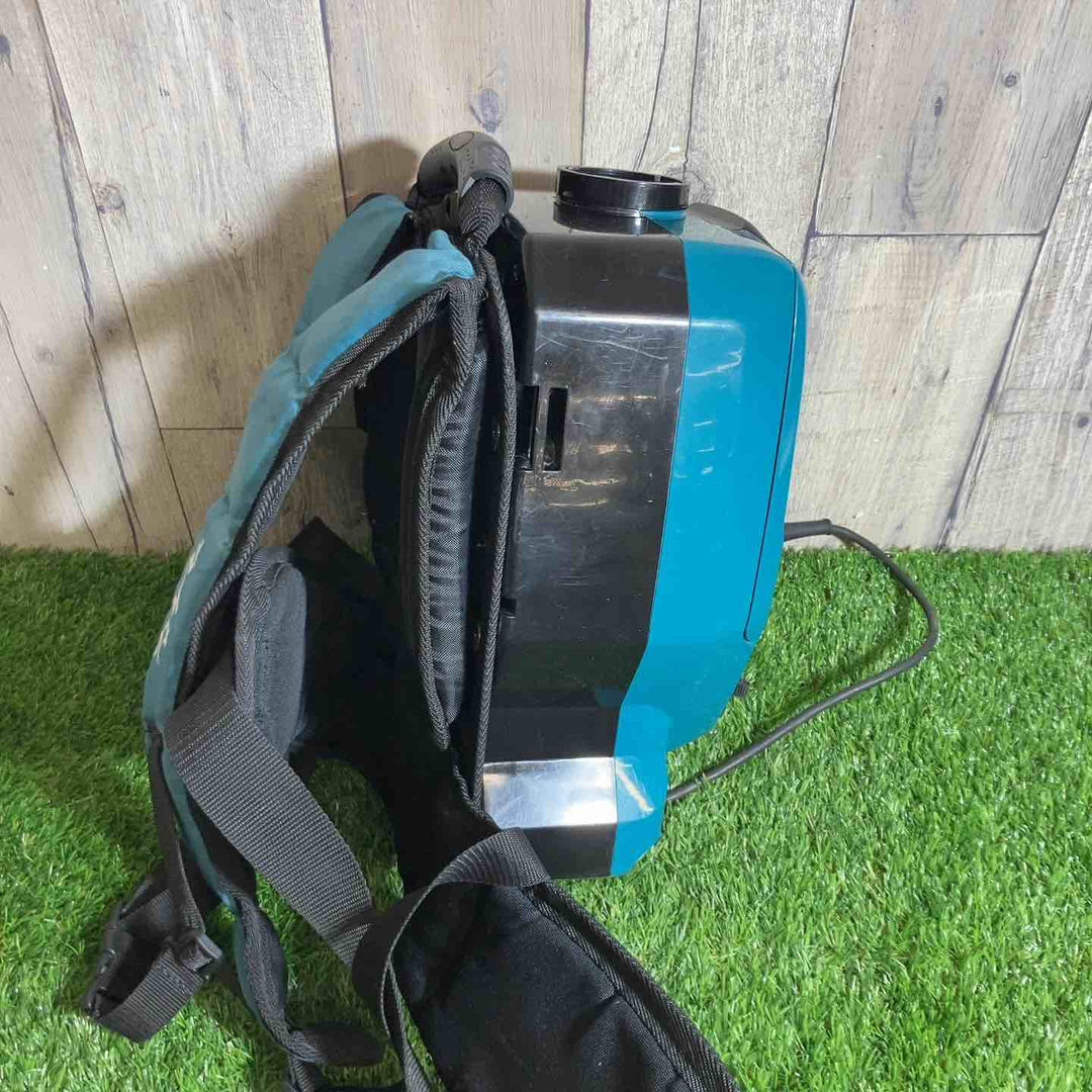 【中古品】☆マキタ(makita) コードレス背負い集じん機 VC260DZ　本体のみ【戸田店】