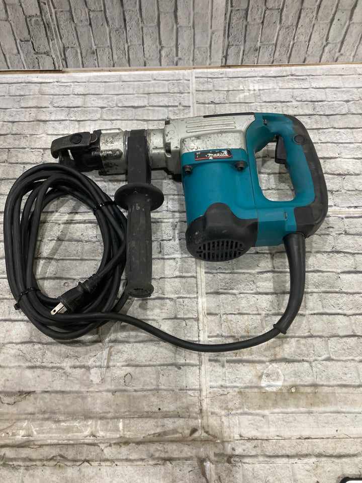 ★マキタ(makita) 電動ハンマ HM0830　17mm六角軸　打撃数 min-1(回/分)：2,700　【川口店】