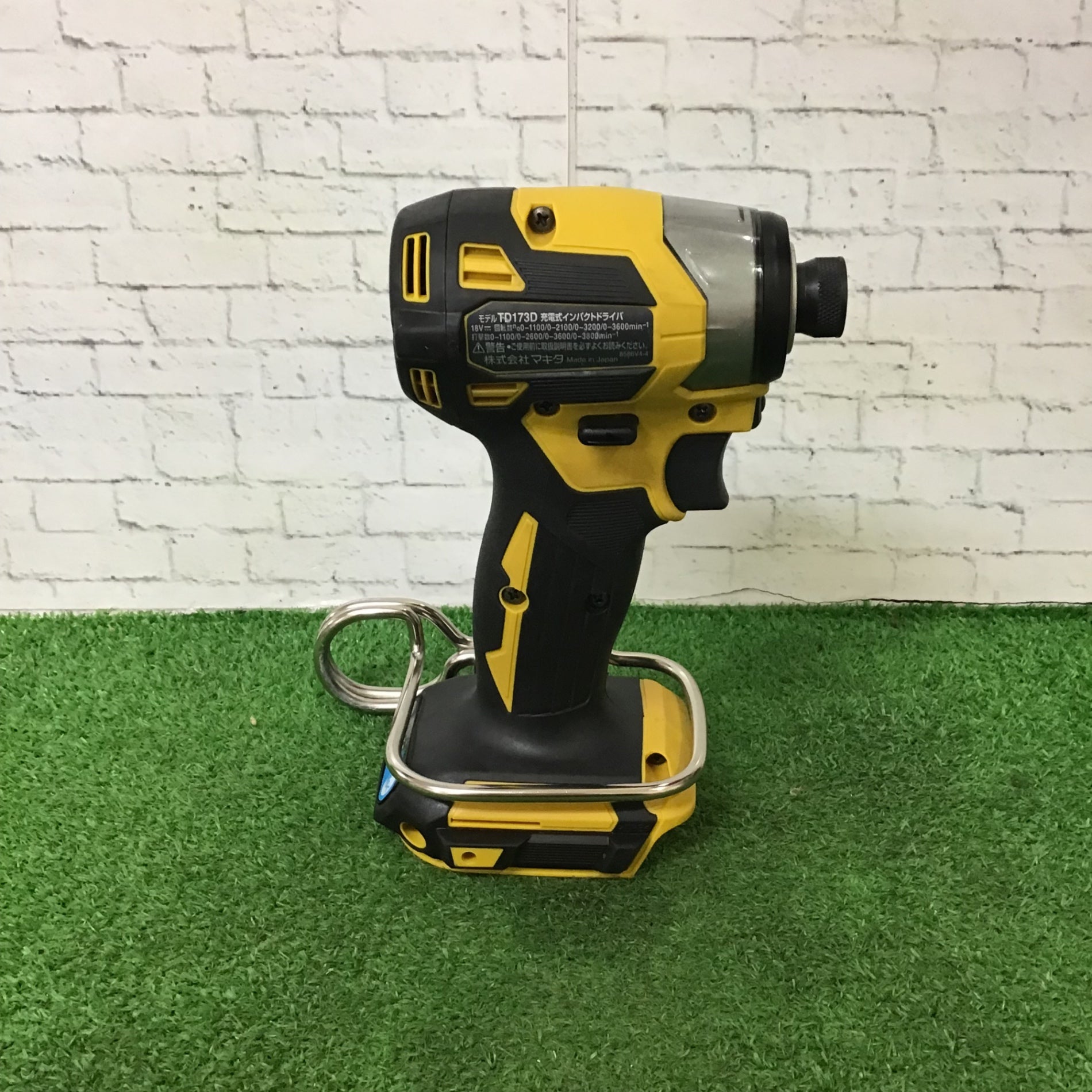 ☆マキタ(makita) コードレスインパクトドライバー TD173DGXFY ☆マキタ(makita) コードレスインパクトドライバー TD173DGXFY