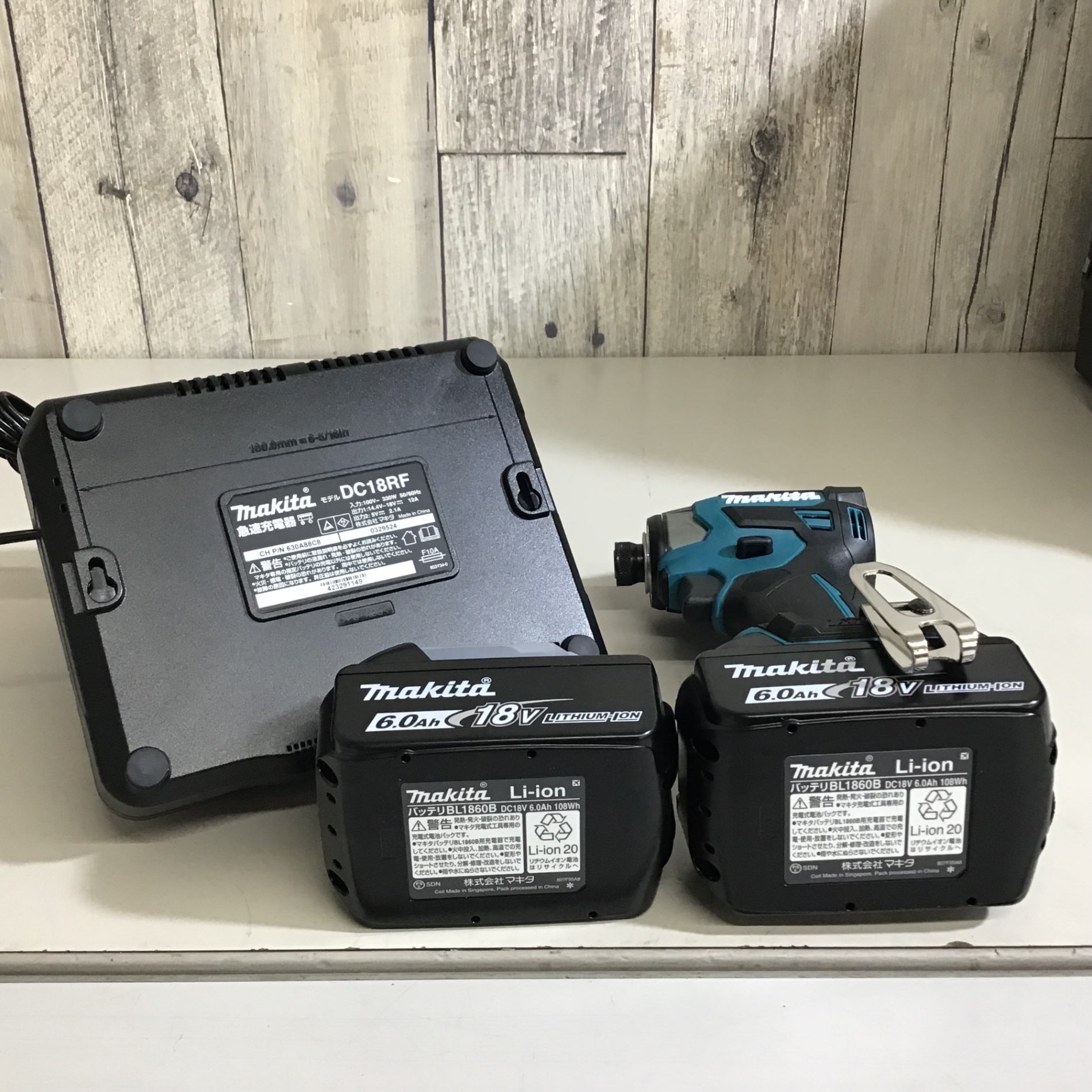 【未使用品】★送料無料★ TD173DRGX 青 3台セット makita マキタ 18V 充電式 インパクトドライバー【戸田店】