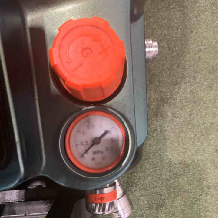 ◇マックス(MAX) エアコンプレッサー AK-HL1250E2_アレキサンドライト 動作確認済【川口店】