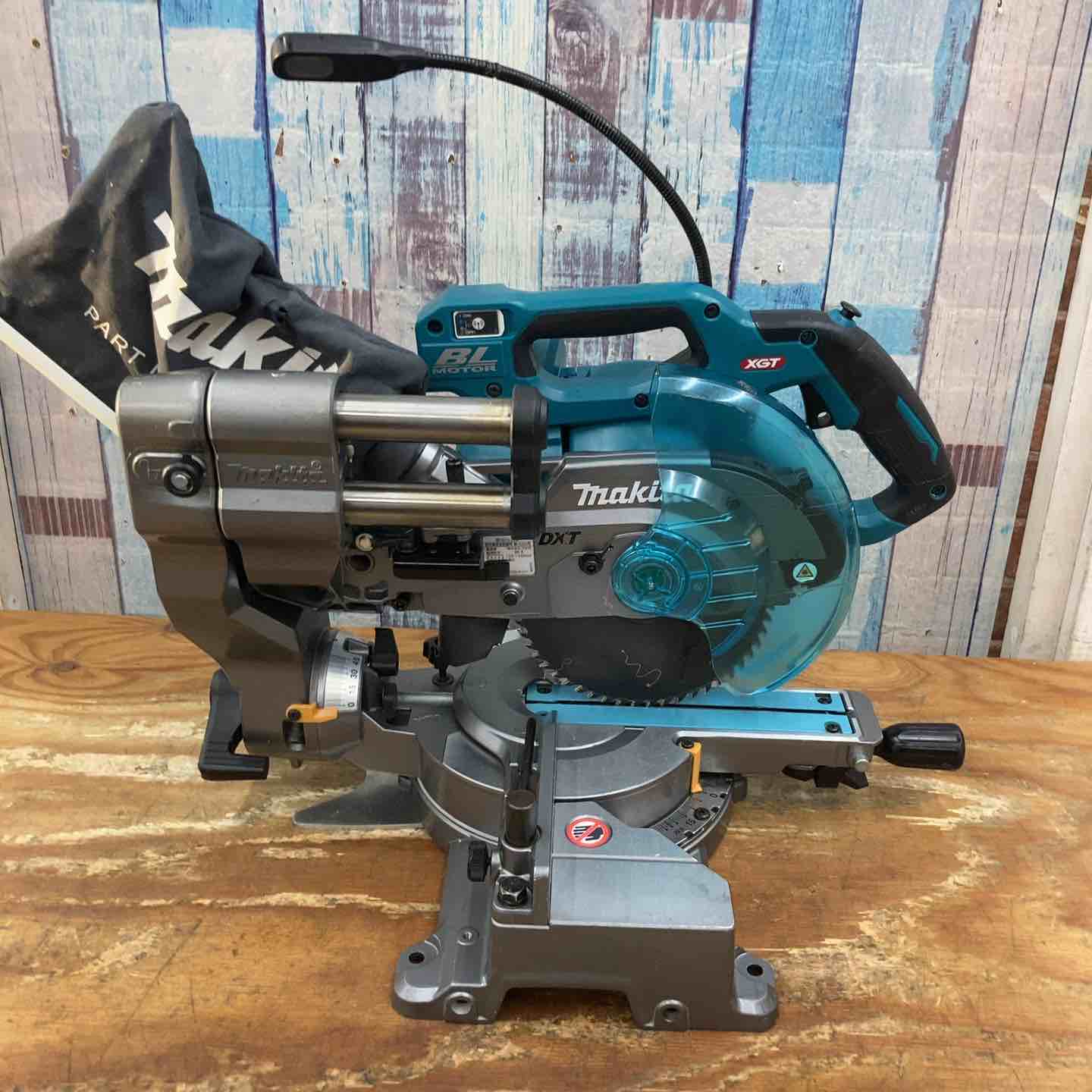 中古品】☆マキタ(makita) コードレススライドマルノコ LS001GZ 中古品】☆マキタ(makita) コードレススライドマルノコ LS001GZ
