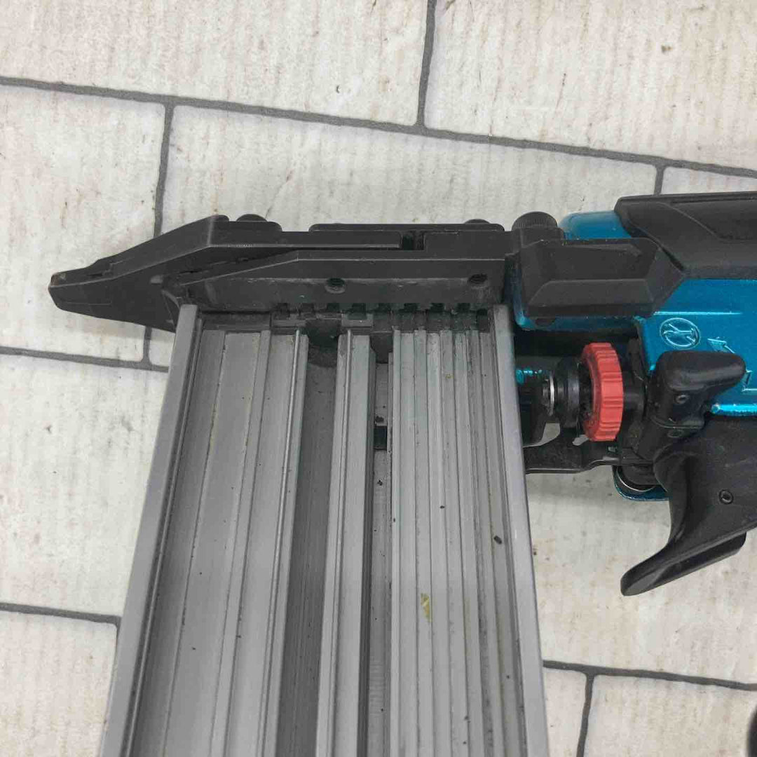 ★マキタ(makita) 高圧フィニッシュネイラ AF552HM【所沢店】