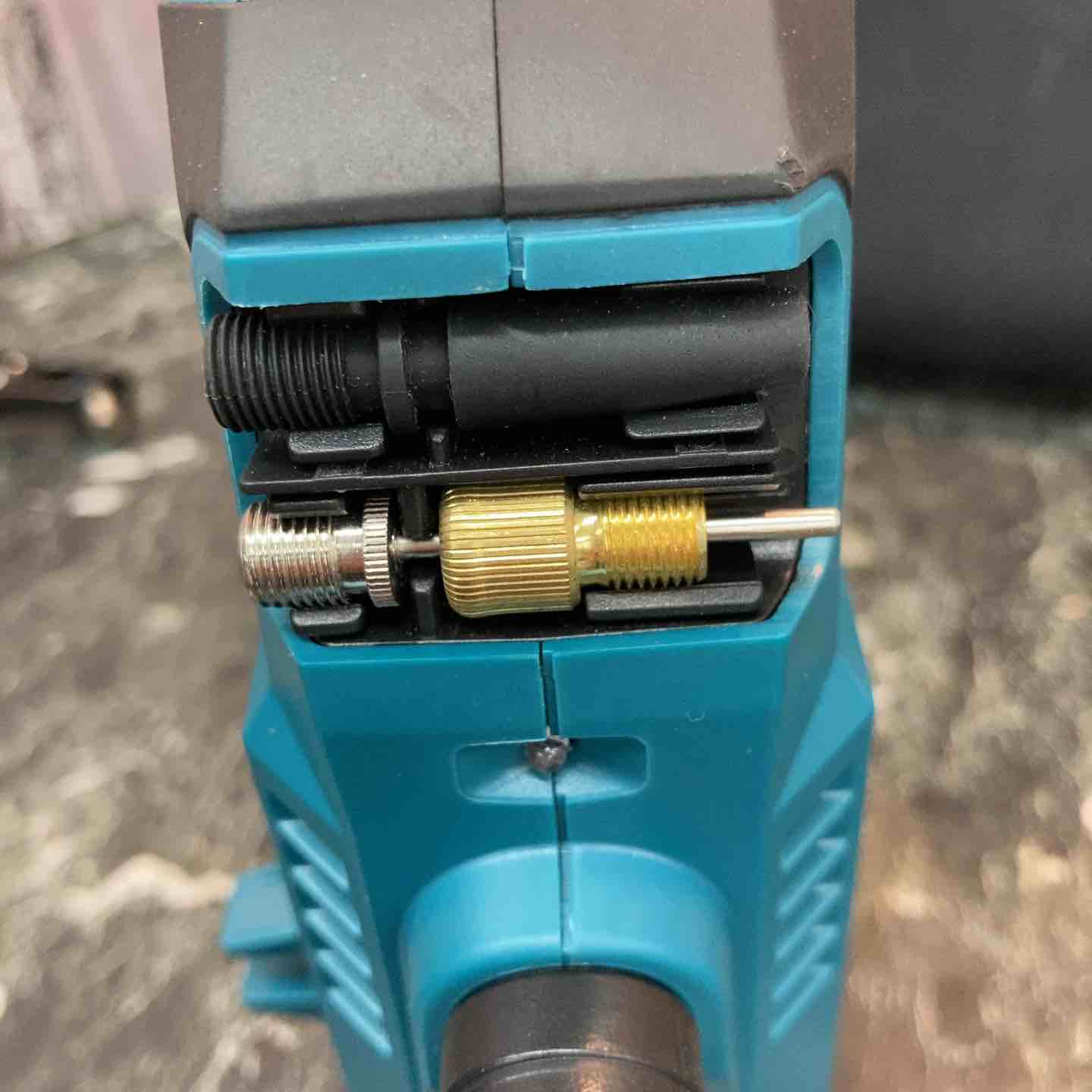 ☆マキタ(makita) コードレス空気入れ MP180DZ【八潮店】 – アクト