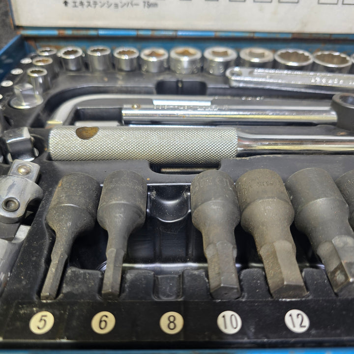 【中古品・サビ多め、欠品あり】HIT オールマイティーソケットレンチセット AM441 差込角:12.7mm(1/2) ※8㎜ヘックスのみ欠品※【桶川店】