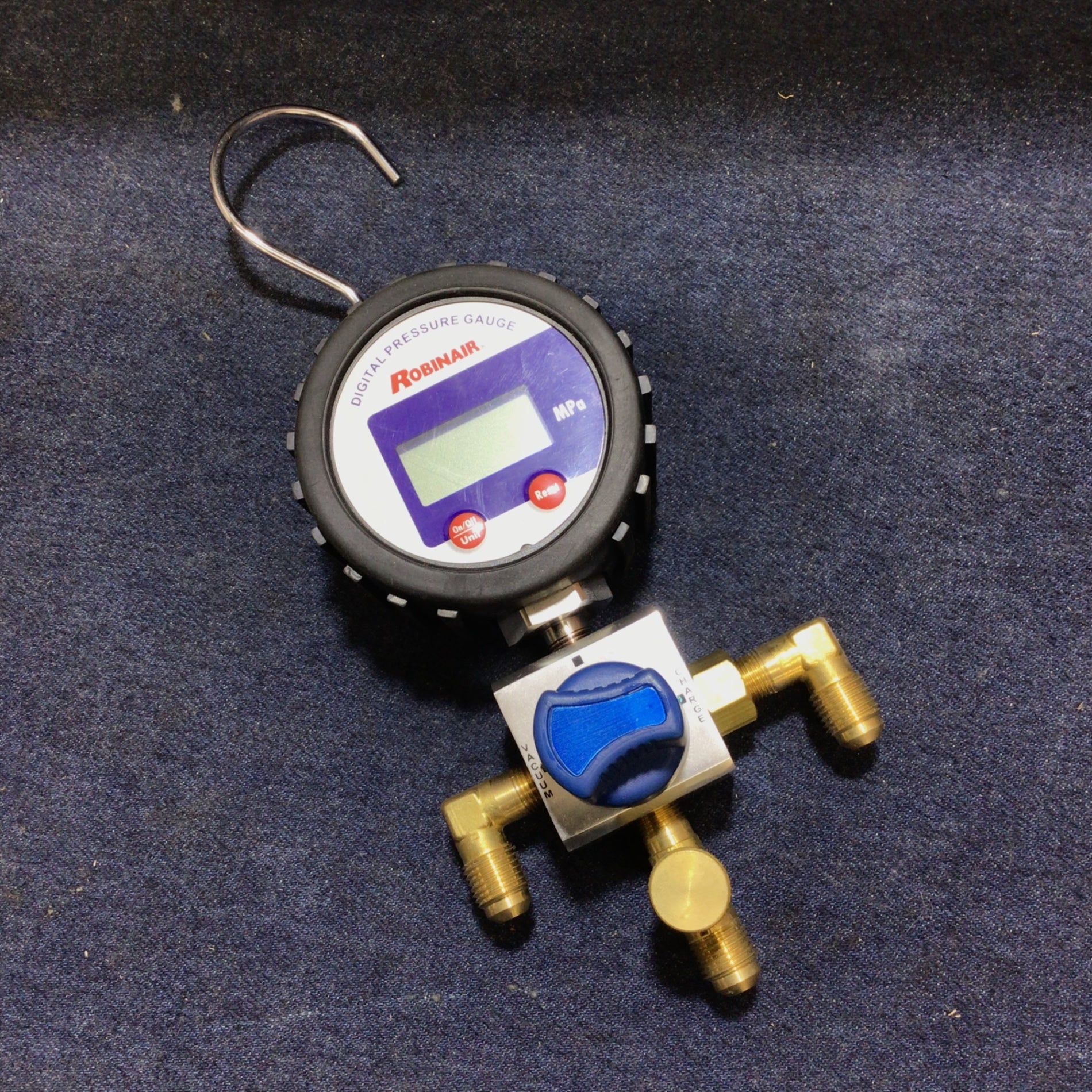 正規品，品質保証 洗浄用シリンダー ROBINAIR ロビネア MONTPELIER OHIO