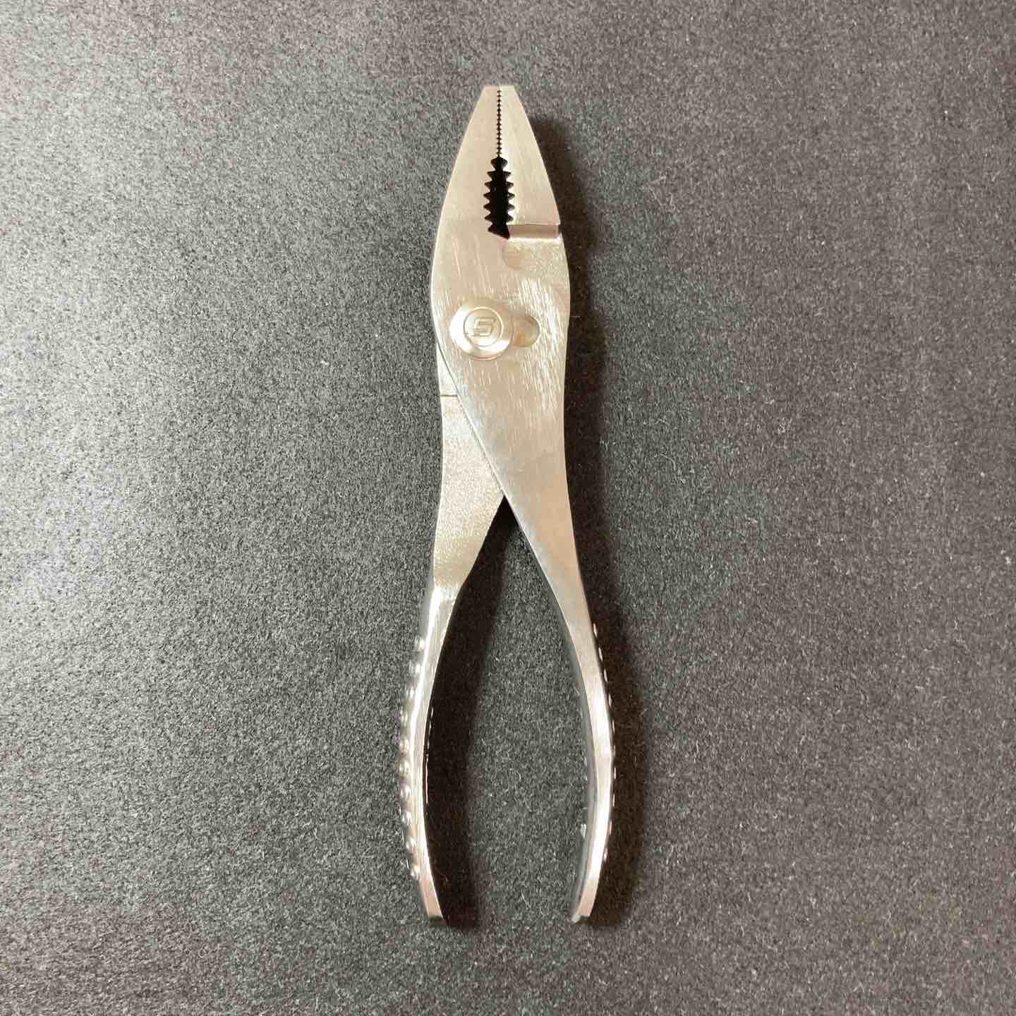 【中古品】 スナップオン(Snap-on) 47USA プライヤー 旧ロゴ 【東大和店】 中古品】 スナップオン(Snap-on) 47USA プライヤー 旧ロゴ 【東大和店
