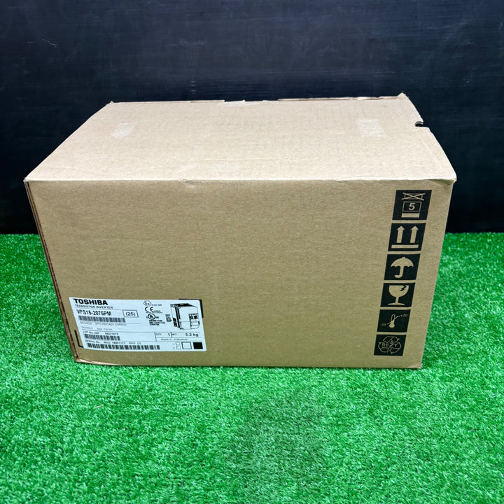 【未使用品】東芝   産業用インバーター 多機能 小型インバータ 三相モーター用 VFS15-2075PM【電材館越谷店】