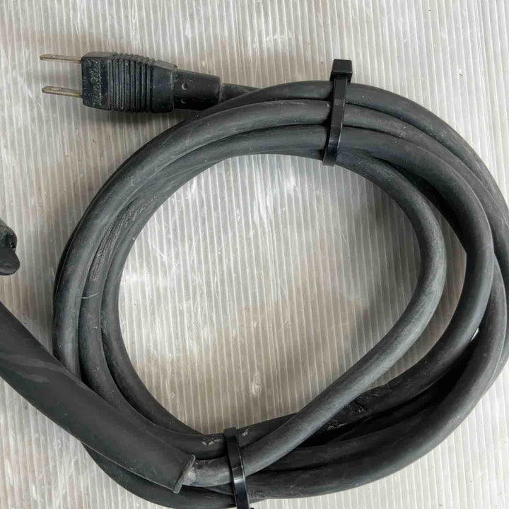 ☆マキタ(makita) 100mmディスクグラインダ 9533BL【草加店】