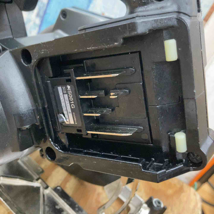 ★マキタ(makita) コードレス丸のこ HS001GZB【柏店】