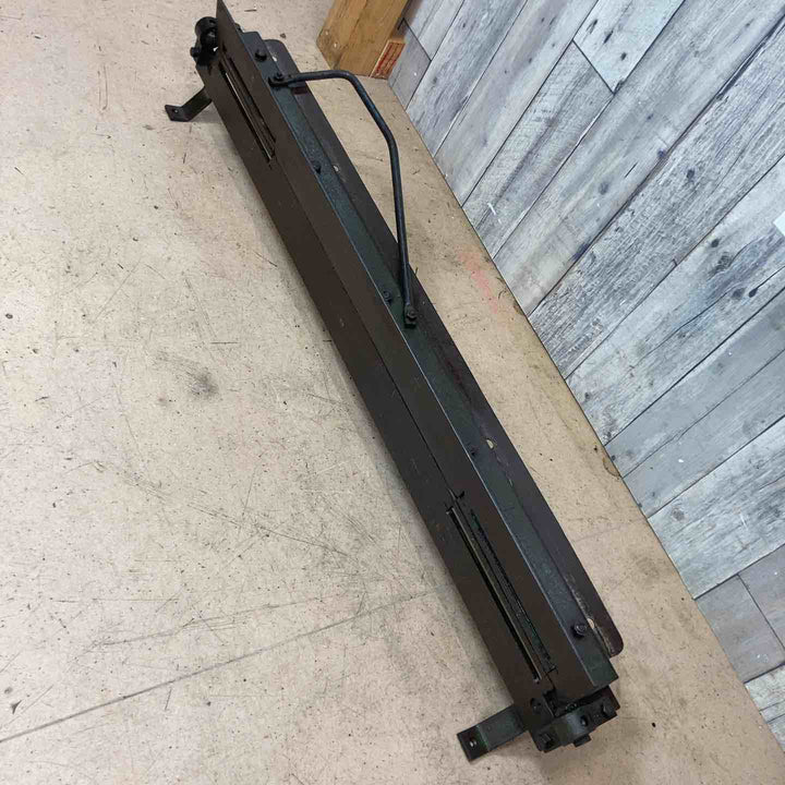 【中古品／店頭受取り限定】　メーカー・型式不明 アングルバッタ 1000㎜ 盛光？板金 折曲機 手動式 アングルバッタ ベンダー メタルベンダー ハゼ折り 折り曲げ機 【東大和店】