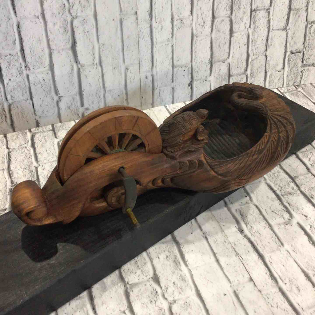 墨つぼ 墨壷 忠芳 鶴亀彫刻 【川口店】 – アクトツールオンラインショップ