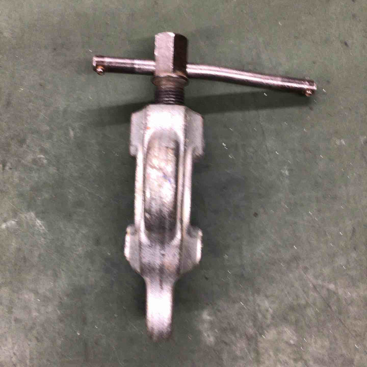 ◇イーグルクランプ(今野製作所) 500kg 0.5t ねじ式クランプ SBB-0.5 全方向【戸田店】