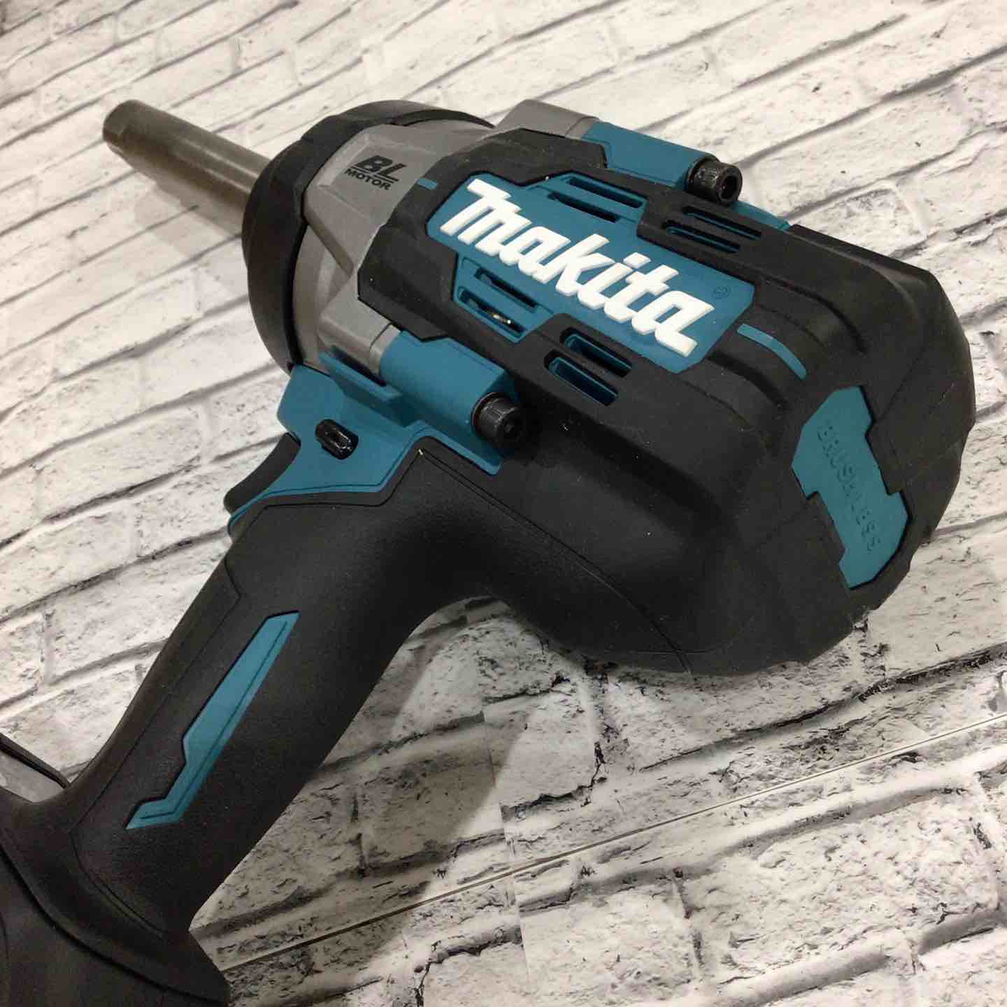 ☆マキタ(makita) コードレスインパクトレンチ TW011GZ(本体のみ ☆マキタ(makita) コードレスインパクトレンチ TW011GZ(本体のみ