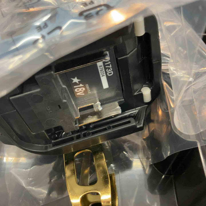 ◇マキタ(makita) コードレスインパクトドライバー TD173DZPB LXT20周年記念限定カラー プレミアムブルー 本体のみ【所沢店】