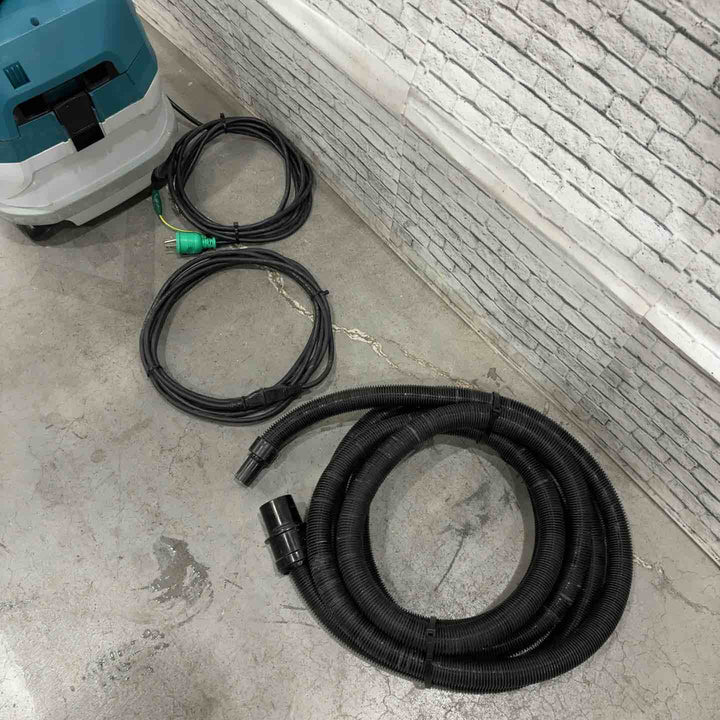 ★マキタ(makita) 集じん機 乾式 VC0830 連動機能【川口店】