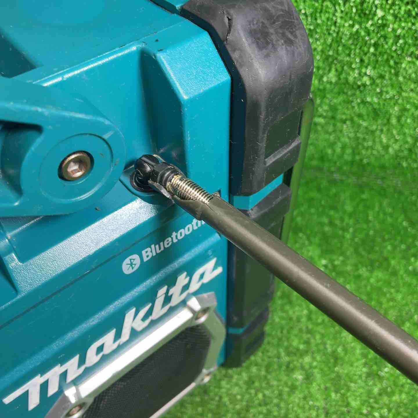 ☆マキタ(makita) コードレスラジオ MR108【藤沢店】 – アクトツール